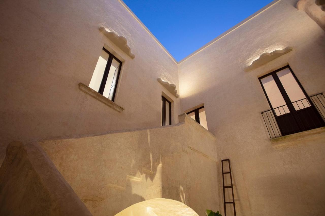 Palazzo Donna Titi Bed & Breakfast Nardo Exterior photo