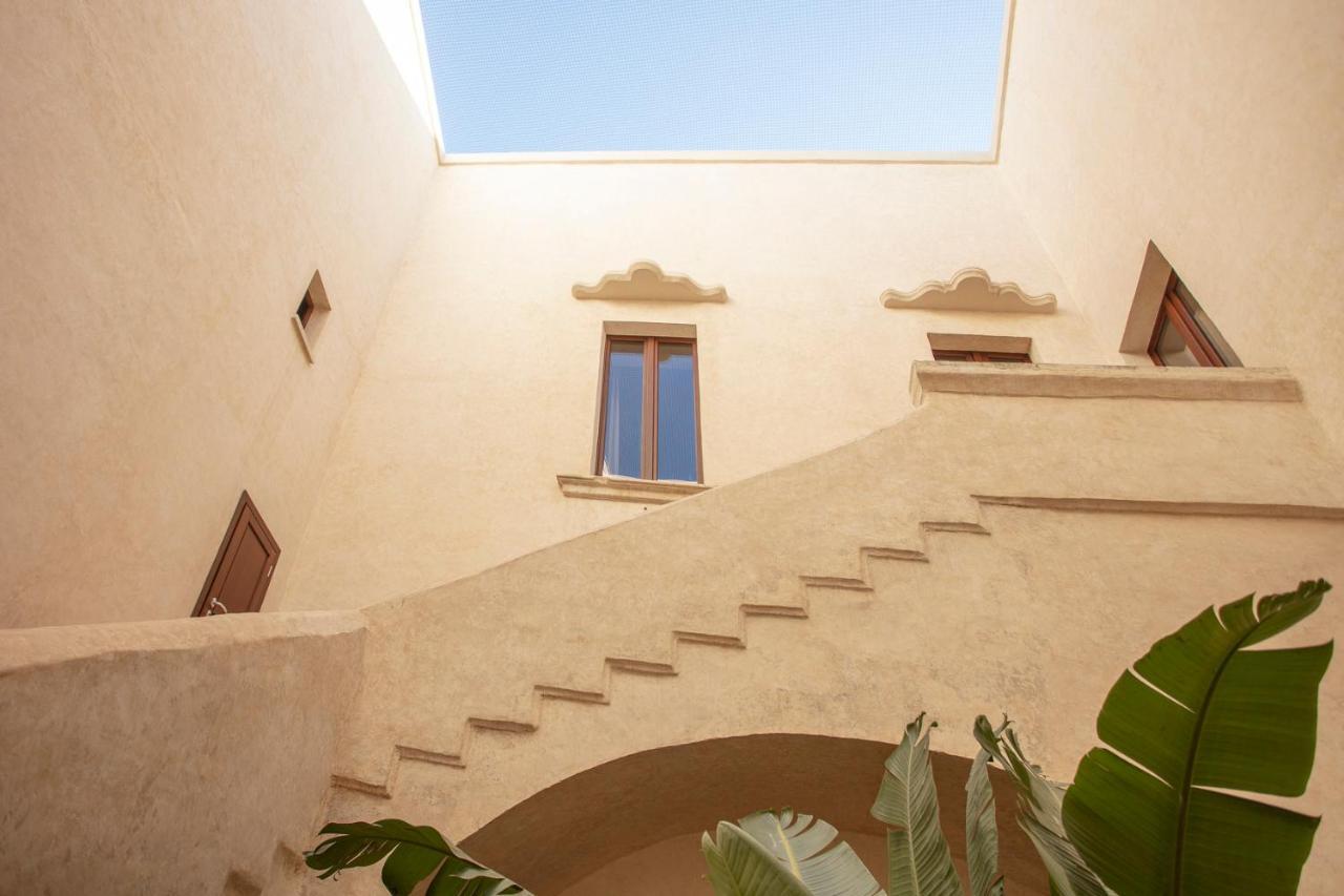 Palazzo Donna Titi Bed & Breakfast Nardo Exterior photo